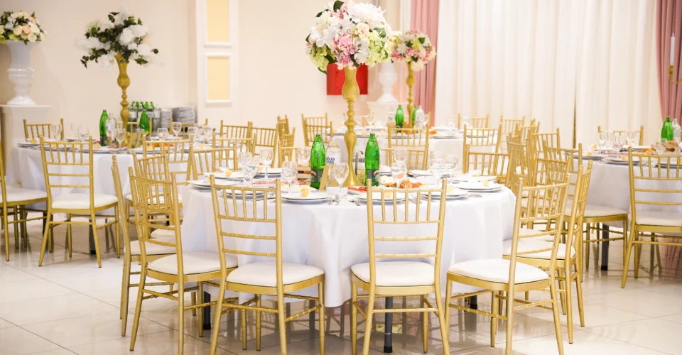 Sala za venčanje u Beogradu sa elegantnim dekorom.